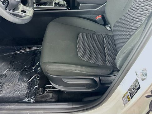 Used 2025 Kia Sportage LX FWD image 25