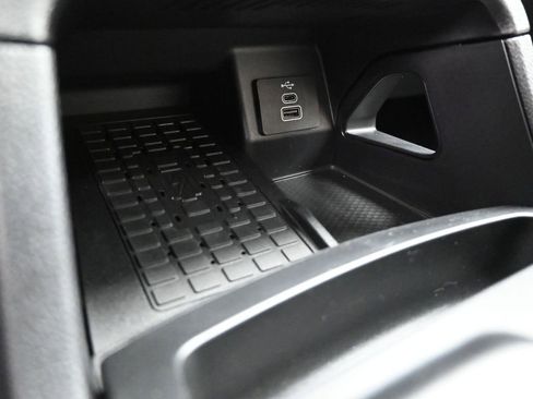 Certified 2025 Ford Ranger XLT RWD image 17