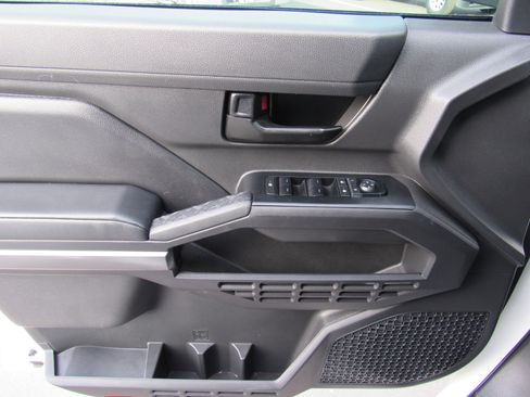 Used 2024 Toyota Tacoma SR5 image 12