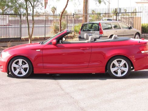Used 2008 BMW 128i Convertible RWD image 6
