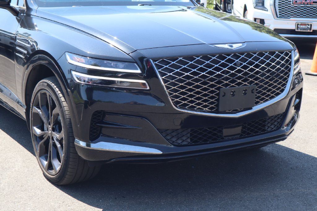 Used 2024 Genesis GV80 3.5T Prestige Signature AWD/4WD image 3