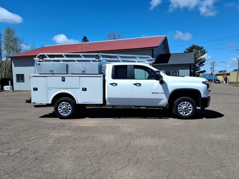 Used 2021 Chevrolet Silverado 2500 W/T w/ WT Convenience Package AWD/4WD image 7