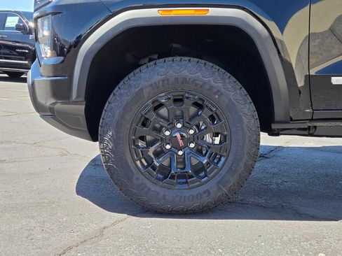 New 2026 GMC Canyon Elevation w/ Convenience Package RWD image 5