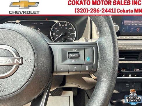 Used 2024 Nissan Rogue SV AWD/4WD image 26