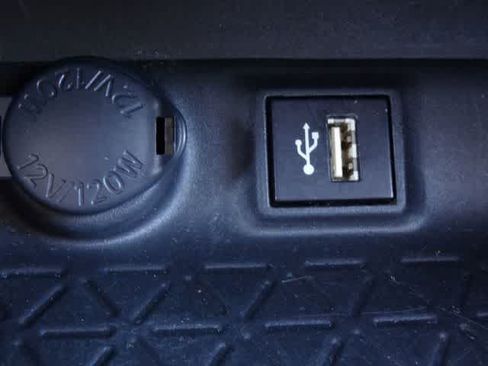 Certified 2024 Toyota RAV4 XLE FWD image 25