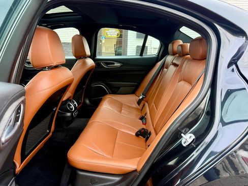 Used 2022 Alfa Romeo Giulia Ti image 21