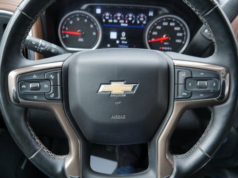 Used 2023 Chevrolet Silverado 2500 High Country w/ Technology Package image 12