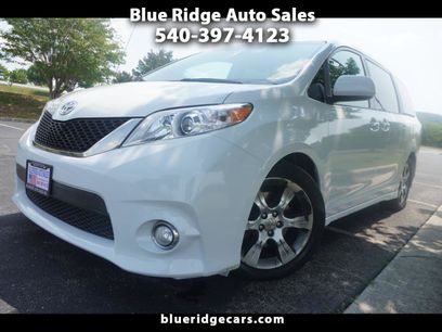 Used 2012 Toyota Sienna SE
