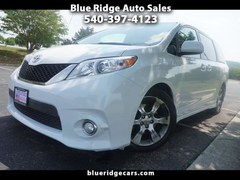Used 2012 Toyota Sienna SE FWD image 1