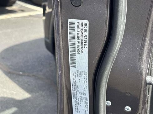 Used 2022 Jeep Compass Latitude w/ Sun and Sound Group AWD/4WD image 30