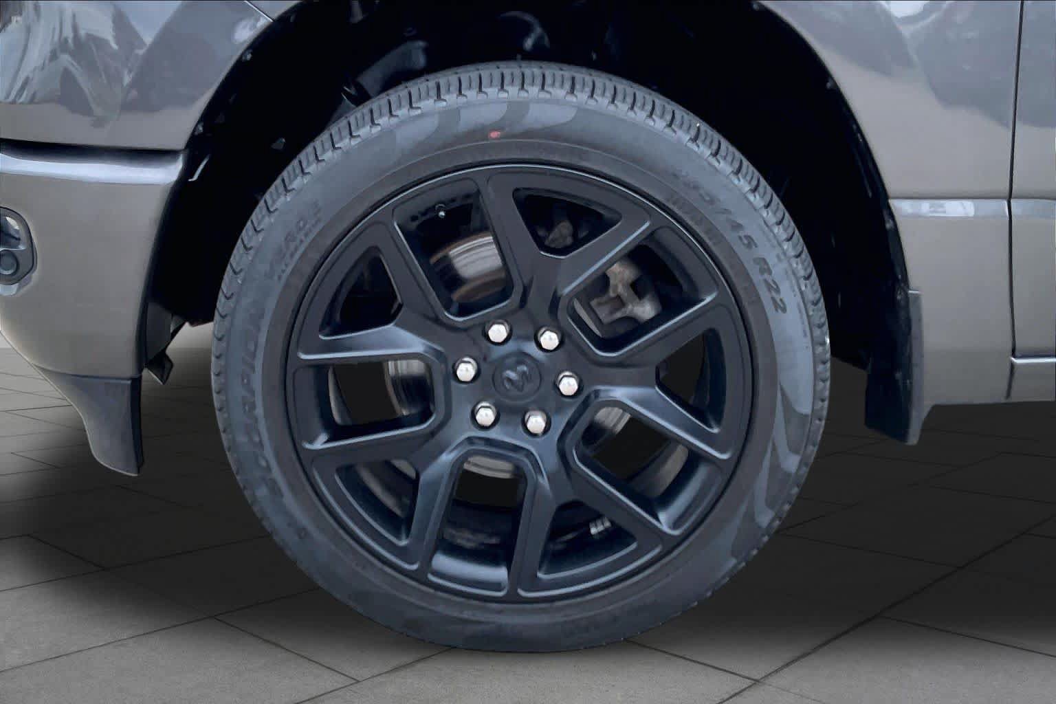 Used 2023 RAM 1500 Laramie AWD/4WD image 11