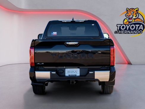 Used 2026 Toyota Tundra Limited AWD/4WD image 5
