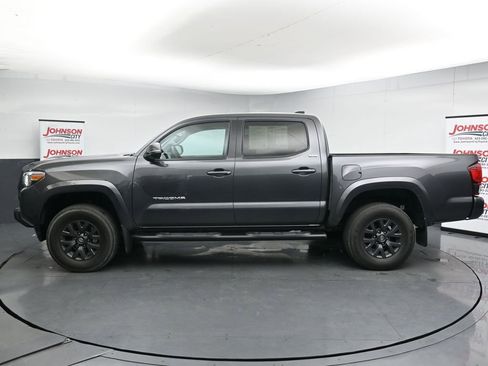 Used 2023 Toyota Tacoma SR5 AWD/4WD image 5