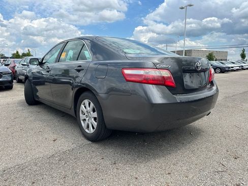 Used 2009 Toyota Camry XLE FWD image 9