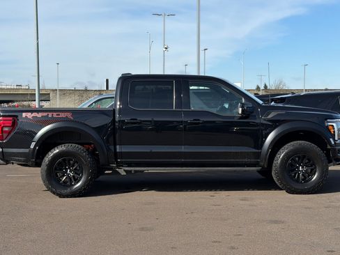 Used 2025 Ford F150 Raptor image 3