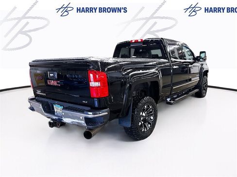 Used 2017 GMC Sierra 3500 SLT w/ Duramax Plus Package image 10