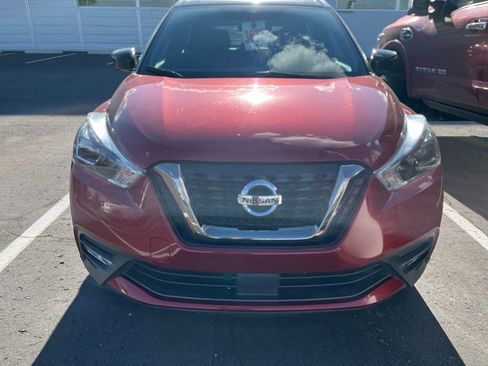 Certified 2020 Nissan Kicks SR w/ SR Premium Package FWD image 2