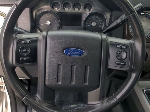 Used 2015 Ford F250 Lariat w/ Lariat Ultimate Package image 19