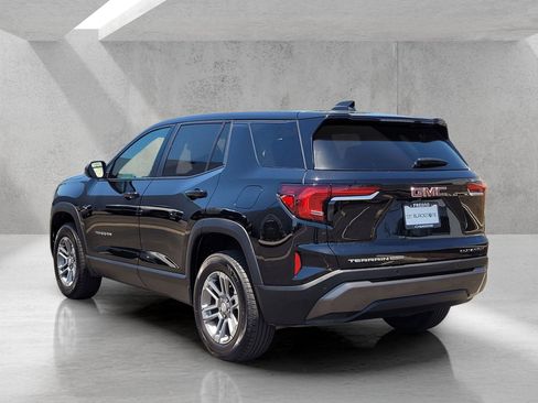 Used 2025 GMC Terrain Elevation AWD/4WD image 7
