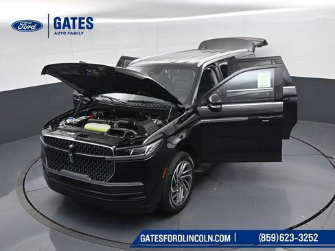 New 2026 Lincoln Navigator L Premier AWD/4WD image 63