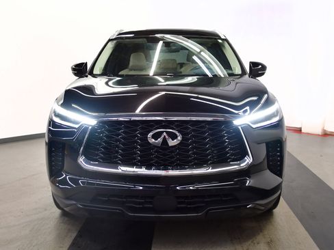 Used 2023 INFINITI QX60 Luxe w/ Vision Package AWD/4WD image 3