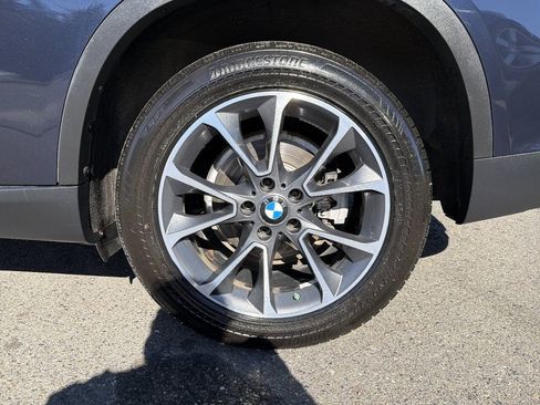 Used 2015 BMW X5 xDrive35i w/ Premium Package AWD/4WD image 3