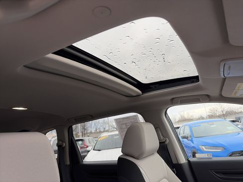 Used 2023 Honda CR-V EX image 15