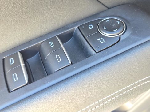 Used 2026 GMC Terrain Denali w/ LPO, Floor Liner Package image 29