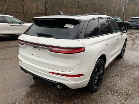 New 2026 Lincoln Corsair Reserve image 6