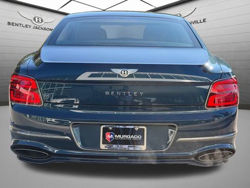Used 2025 Bentley Flying Spur Plug-In Hybrid AWD/4WD image 10