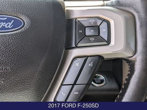 Used 2017 Ford F250 Lariat w/ Lariat Ultimate Package AWD/4WD image 21