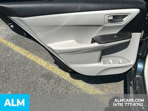 Used 2017 Toyota Camry LE FWD image 24