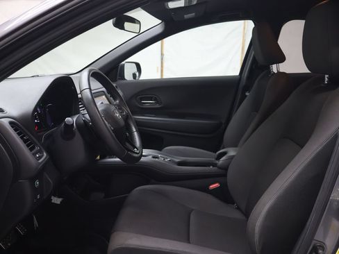 Used 2022 Honda HR-V Sport image 16