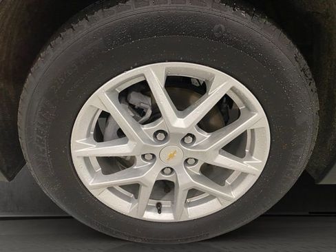 Used 2023 Chevrolet Equinox LT image 30