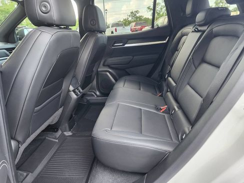 New 2027 GMC Terrain Elevation w/ Elevation Premium Package FWD image 17