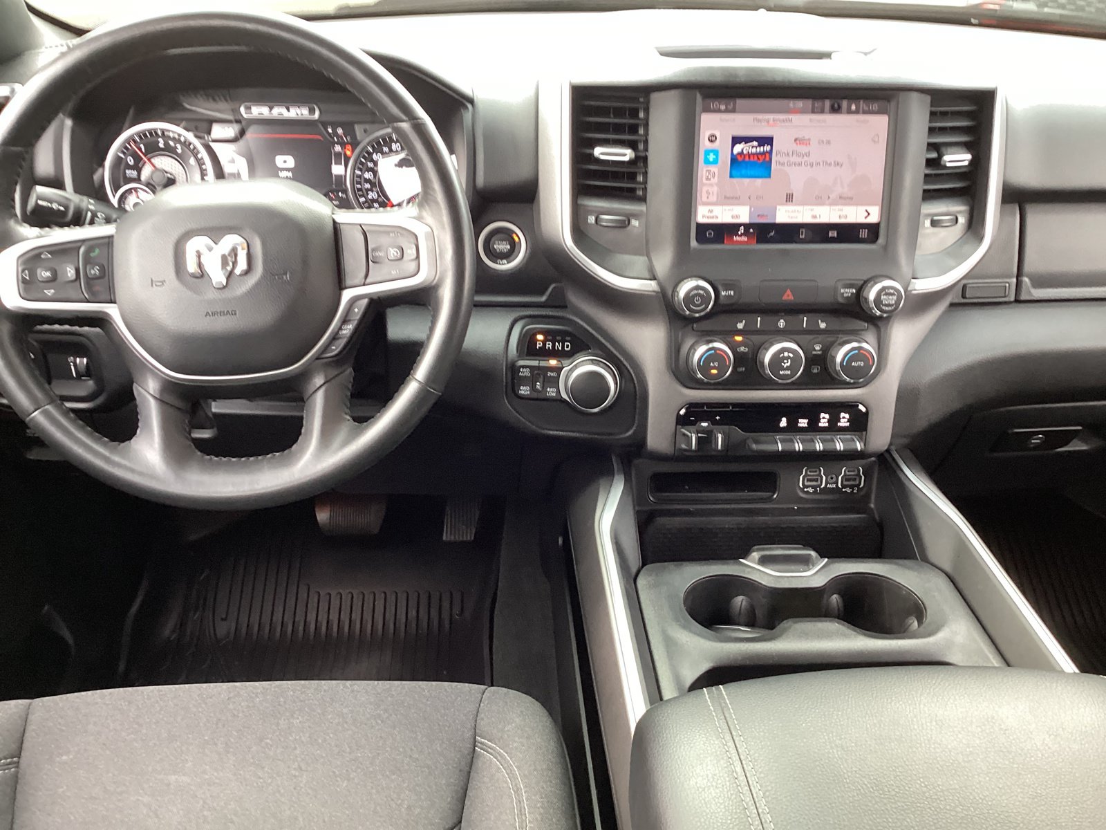 Used 2022 RAM 1500 Big Horn AWD/4WD image 13