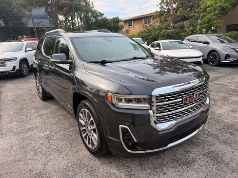 Used 2021 GMC Acadia Denali w/ Denali Technology Package FWD image 5