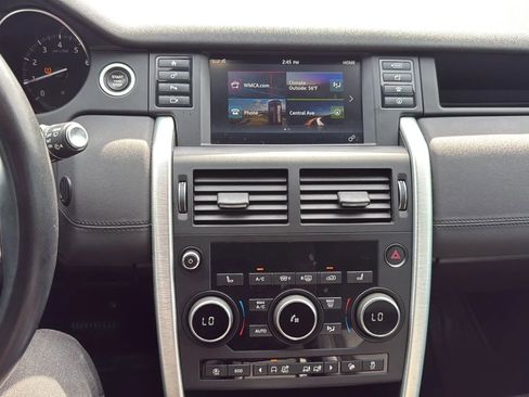Used 2019 Land Rover Discovery Sport HSE image 18