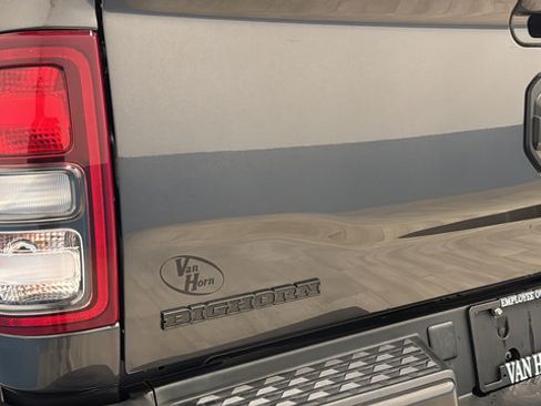Used 2022 RAM 2500 Big Horn w/ Night Edition AWD/4WD image 41