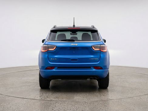 Used 2025 Jeep Compass Limited image 7