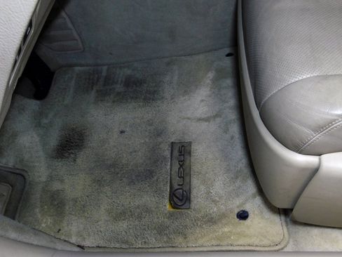 Used 2008 Lexus LS 460 image 32