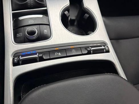 Used 2019 Kia Stinger GT1 RWD image 23