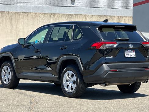Certified 2024 Toyota RAV4 LE AWD/4WD image 7