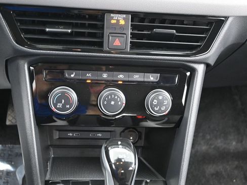 Used 2024 Volkswagen Taos S AWD/4WD image 16