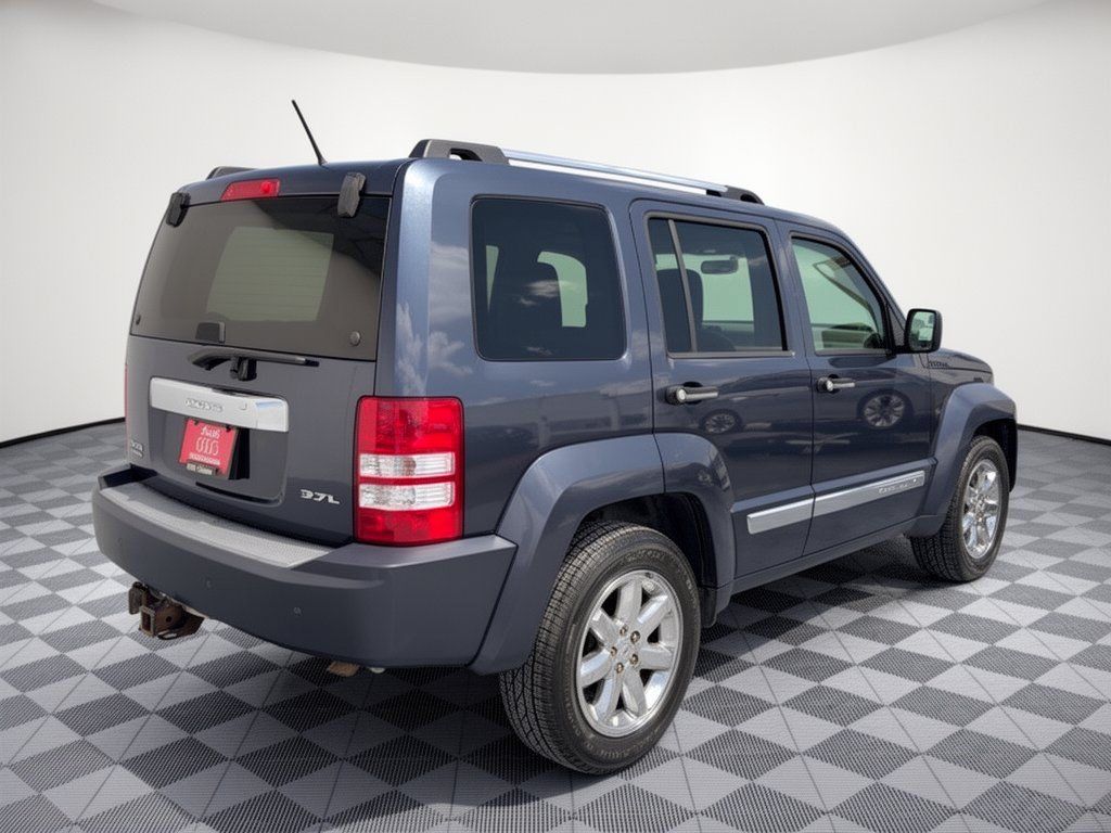 Used 2008 Jeep Liberty Limited w/ Premium Group II AWD/4WD image 9