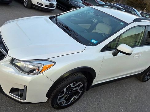 Used 2017 Subaru Crosstrek 2.0i Premium AWD/4WD image 6