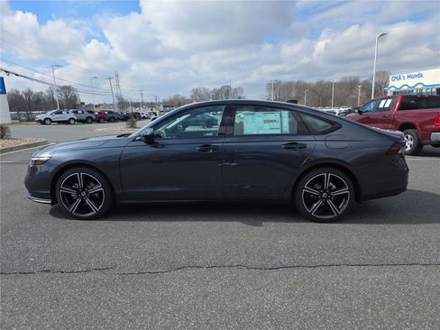 New 2026 Honda Accord SE image 3