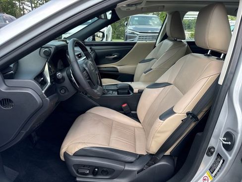 Used 2019 Lexus ES 350 350 Luxury image 12