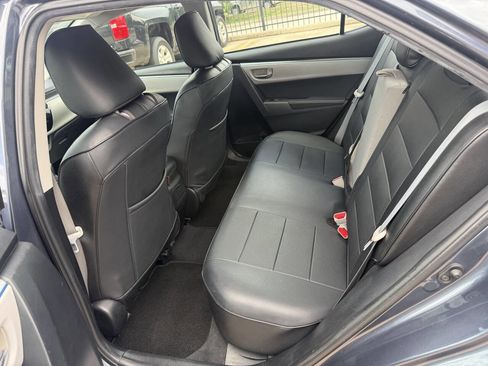 Used 2015 Toyota Corolla LE FWD image 13