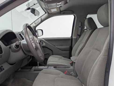 Used 2018 Nissan Frontier S RWD image 14